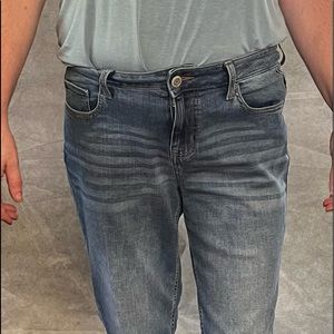 Size 12 m jeans by Maurice’s midrise